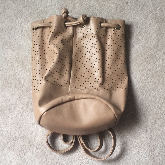 Tan Bucket Backpack - Picture 4 of 5